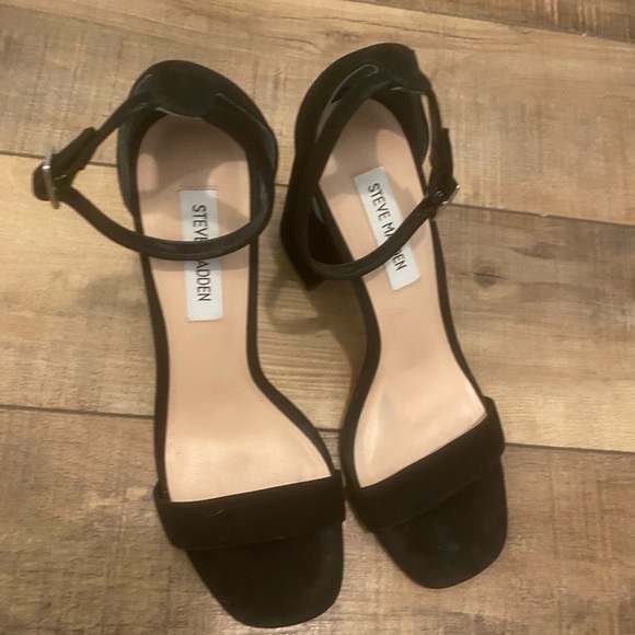 Steve Madden size 9 block heel no box, only worn once - Picture 1 of 3